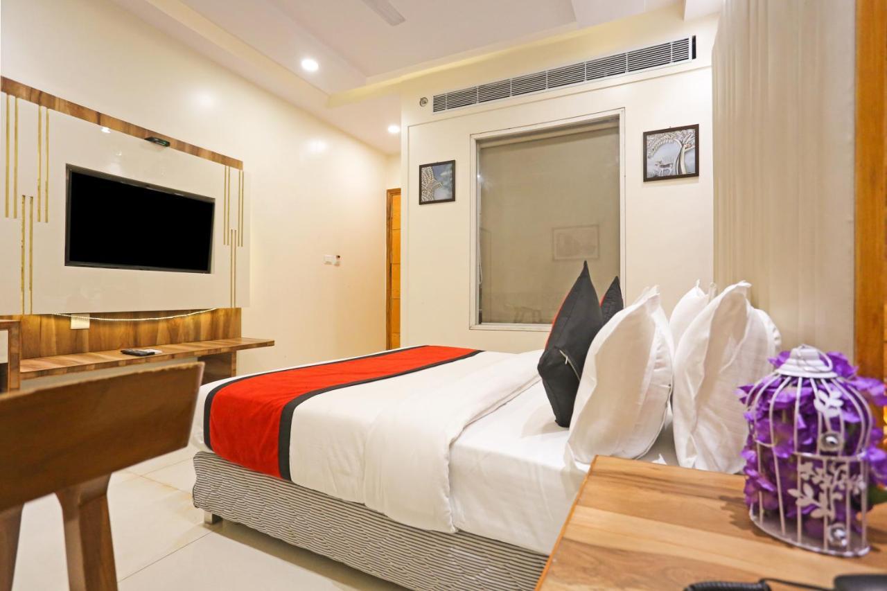 Frank Stay-Newly Built Worth -2Mins Walk From Rk Ashram Metro Satation New Delhi Luaran gambar